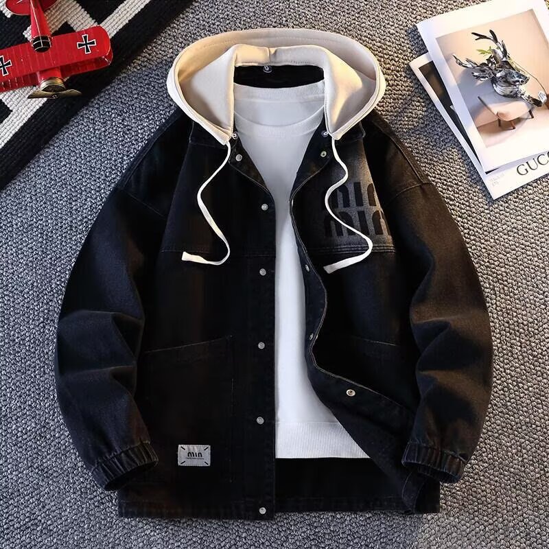 Nueva capa de mezclilla los hombres primavera y otoño suelta más tamaño casual Denim ropa moda bordado camuflaje Workwear chaqueta