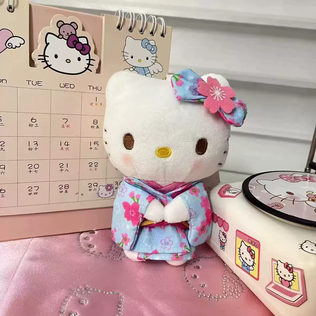 Плюшевый брелок (Sanrio) Hello Kitty, плюшевая кукла-талисман, размеры 10–16 см