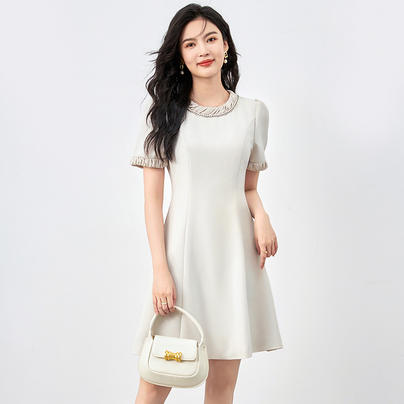 2419202 - Màu xám nhạt