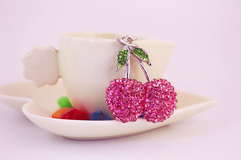 Keychain Classification 1 Piece Quantity Cute Cherry Zinc Alloy Unisex Keychain