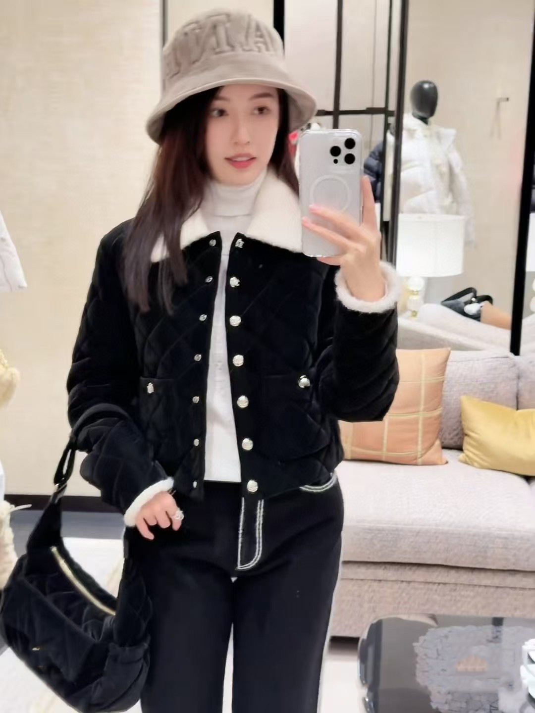 Sharp recommend Black and White Color-block Diamond Plaid Cotton-padded Jacket Women's Camellia Autumn and Winter Warm Lamb Wool Short Coat