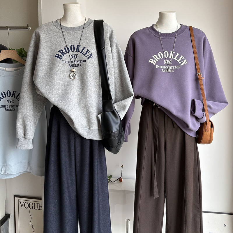 [Bizheng] 2026 Autumn New Korean Style Round Neck Letter Print Sweatshirt for Women, Loose Casual Versatile Top 7514