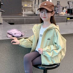 女童秋装外套2025新款儿童冲锋衣春秋洋气童装小女孩运动防风上衣