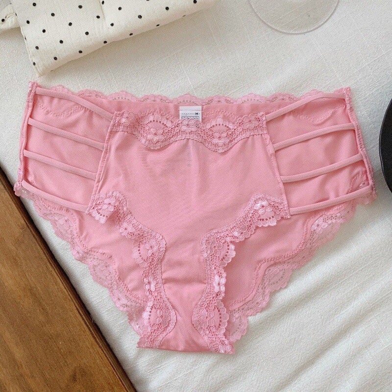 Fashionable Designer-Style Hollow-Out Triangle Panties for Export, Mid-Waist Seamless Comfortable Cotton Crotch Panties, Dropshipping Available Fashionable Designer-Style Hollow-Out Triangle Panties for Export, Mid-Waist Seamless Comfortable Cotton Crotch Panties, Dropshipping Available