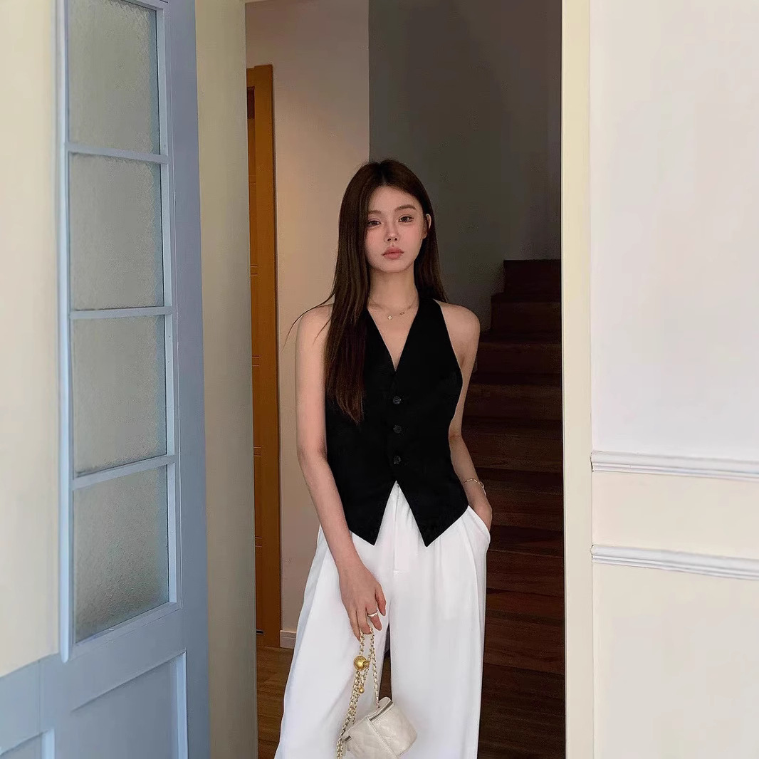 Black Halterneck Slim Vest Camisole Design Backless Vest Thin Summer Outer Sleeveless Top for Women