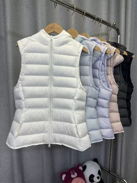 Slim Waist Ribbed Down Vest for Women 2026 New Korean Version Hooded 90% White Duck Down Waist-Cinching Slim-Fit Vest Jacket