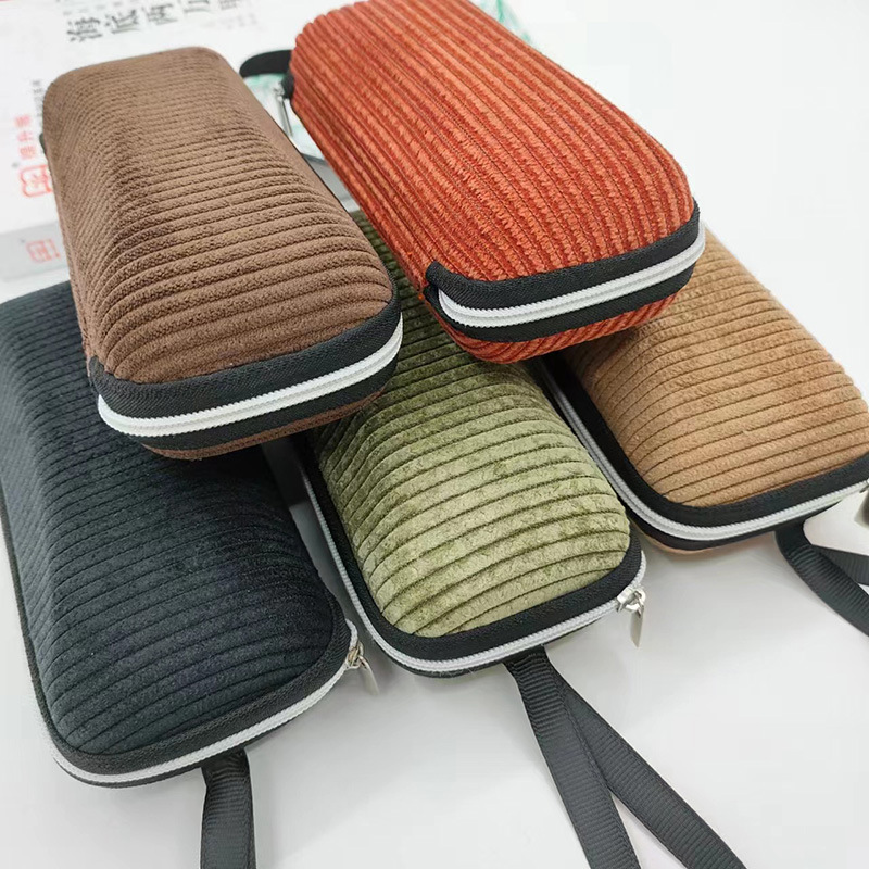 En stock caja de gafas de pelo rápido bolsa de gafas de sol de color negro caja pequeña caja de gafas de sol anti-presión portátil
