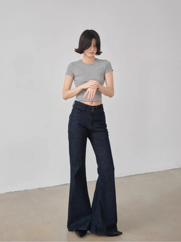 梵思羽复古高腰微喇叭牛仔裤女2025夏季薄款显瘦修身垂感阔腿长裤|undefined