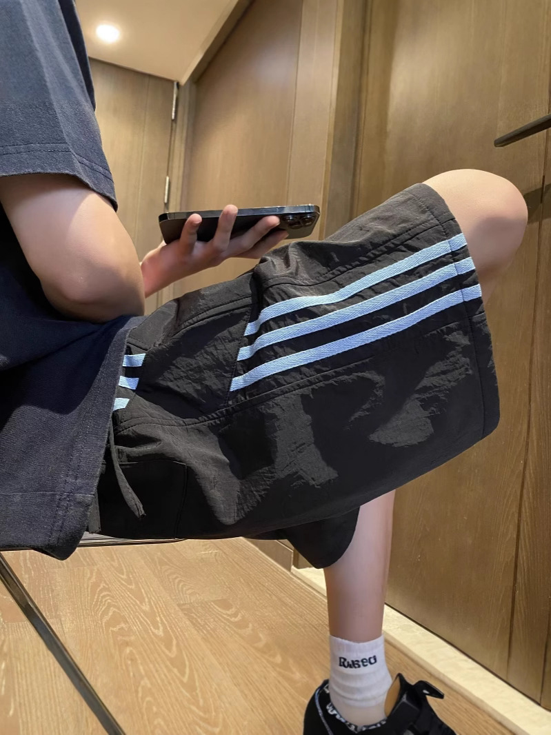 Three-Stripe Design Quick-Dry Sports Casual Shorts Men's Pants Summer New Loose Five-Point Pants American-Style Sweatpants