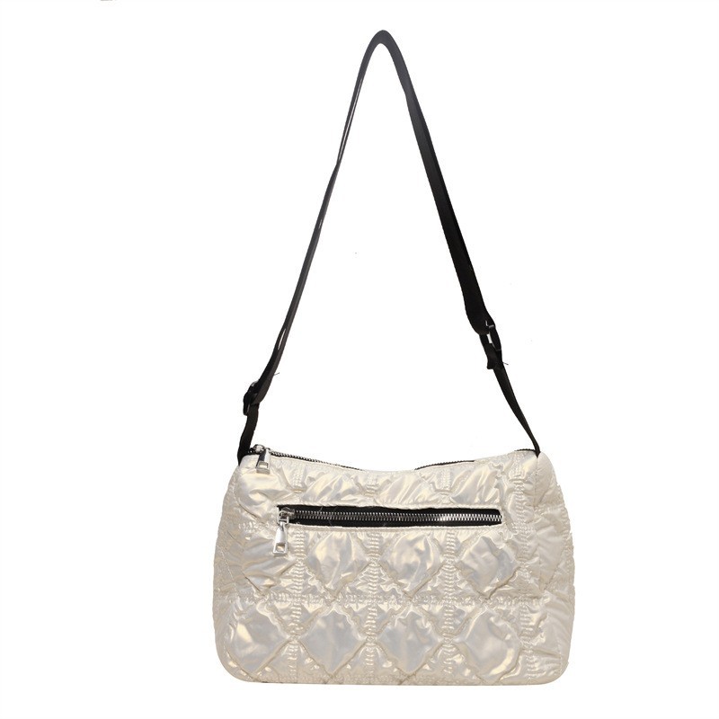 Bolsa de mujer primavera Internet celebridad Nuevo estilo coreano casual bolsa de hombro acolchada de algodón de moda todo partido de gran capacidad bolsa de mensajero al por mayor