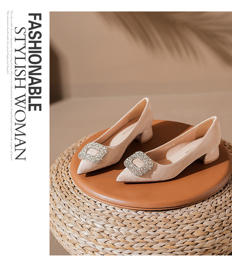 3333A-065 Damen-Schuhe mit niedrigem Absatz, Wildleder, Strasssteinen und spitzer Zehenpartie – vielseitig, bequem und ideal für Alltag, Beruf und Freizeit_voghion.com