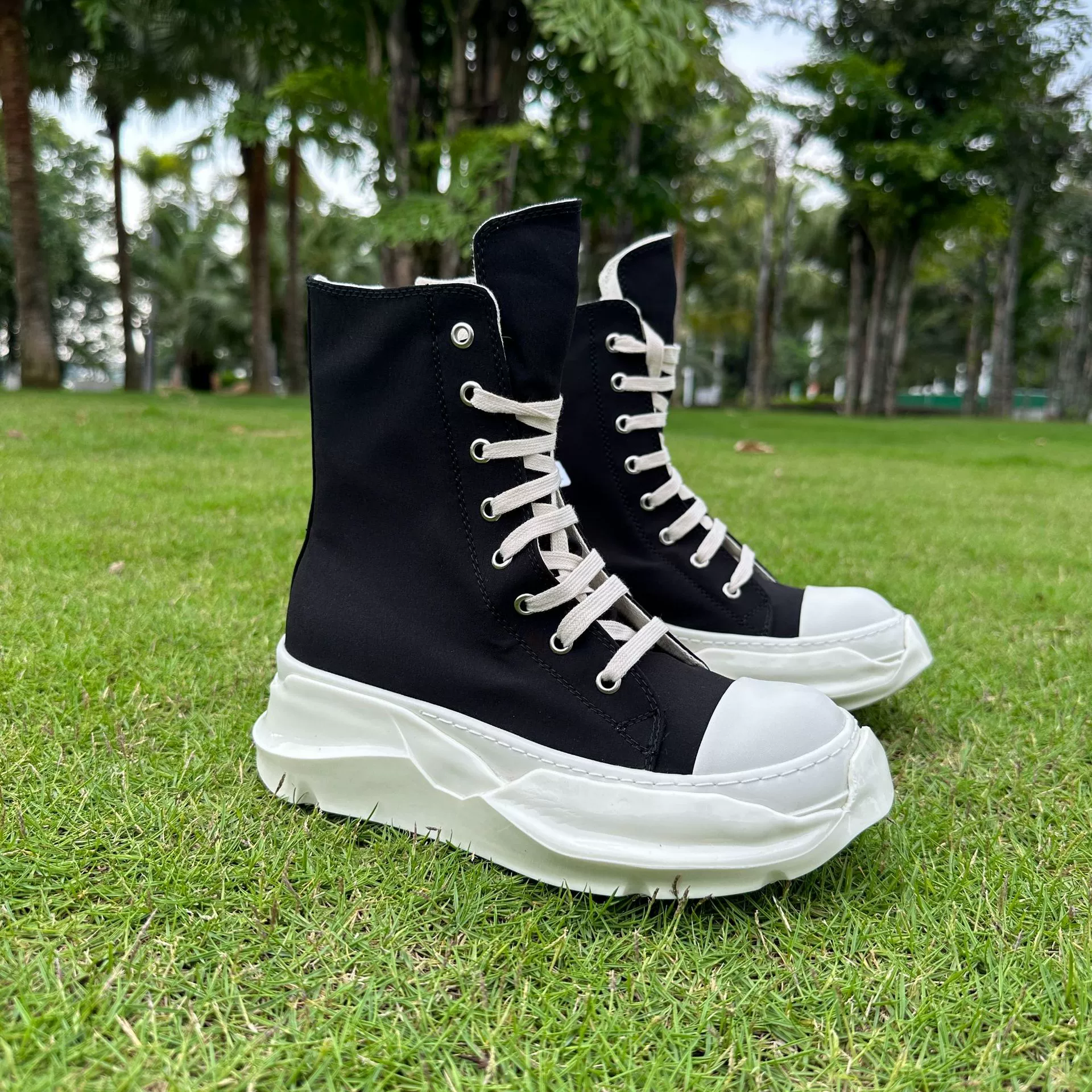 Темные классические атласные мужские парусиновые туфли на толстой подошве, летние европейские и американские повседневные универсальные дышащие туфли на плоской подошве с высоким берцем