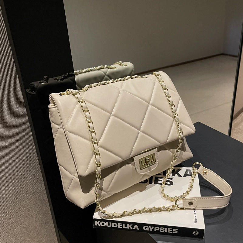 Цепочка, зимняя сумка на одно плечо, корейский стиль, в стиле Chanel, цепочная сумка