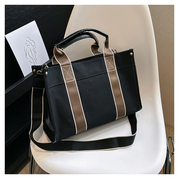 Bolso de lona de gran capacidad para mujer 2024 nuevo estilo coreano simple bolso de mensajero de un solo hombro bolso de viaje casual
