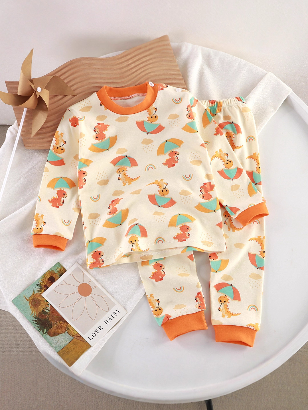 Children's clothing spring and autumn children's underwear set cotton autumn clothes boys and girls baby autumn clothes autumn pants pajamas home clothes wholesale Children's clothing spring and autumn children's underwear set cotton autumn clothes boys and girls baby autumn clothes autumn pants pajamas home clothes wholesale