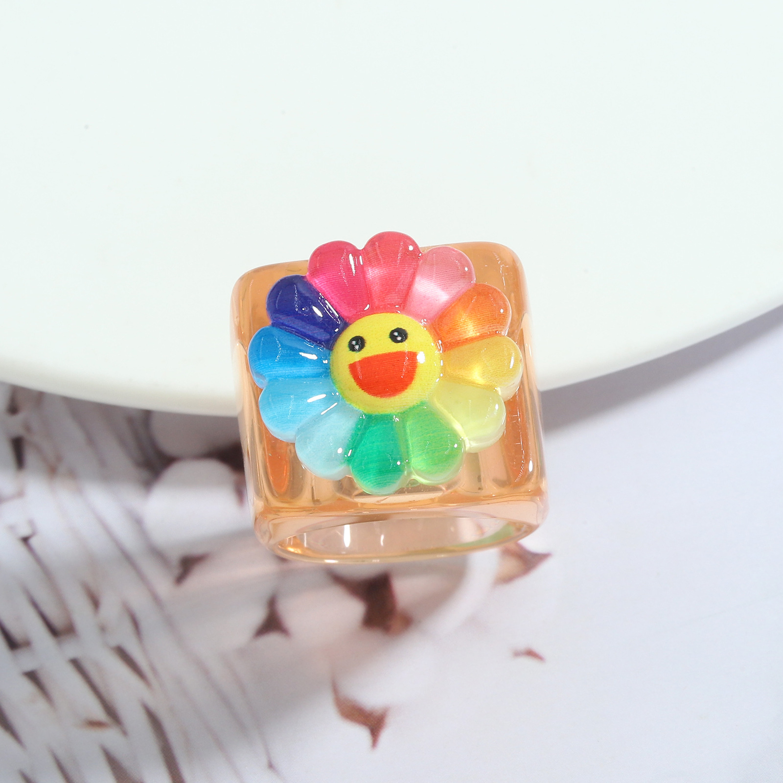 Wholesale Jewelry Resin Acrylic Blooming Smiley Ring Nihaojewelry display picture 6