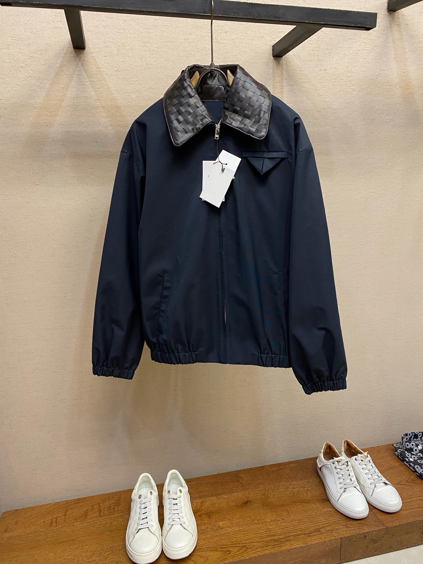 New Autumn/Winter Casual Fashion Men's Zipper Jacket with Woven Leather Collar