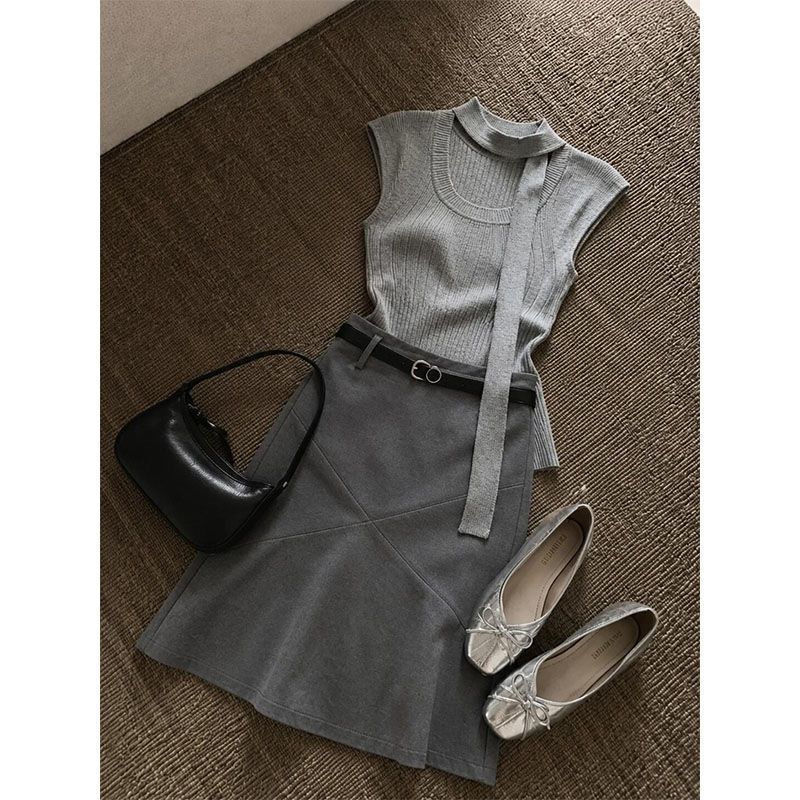Lightly Mature Style with a Ribbon, Round Neck, Waist-Cinching, Sleeveless Knit Vest Top Paired with a High-Waisted Slimming Skirt Two-Piece Set Lightly Mature Style with a Ribbon, Round Neck, Waist-Cinching, Sleeveless Knit Vest Top Paired with a High-Waisted Slimming Skirt Two-Piece Set