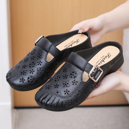 New flat heel anti-slip middle-aged mother bag head slippers bag head slippers imitated leather medium heel hole shoes outer wear women's slippers 
