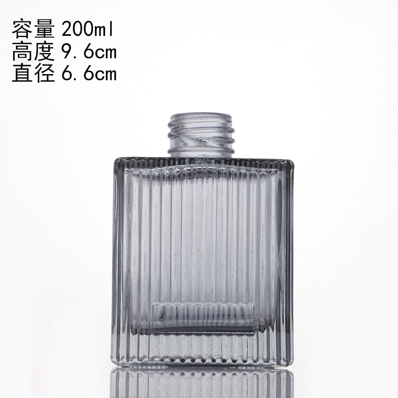 Botella de fragancia cuadrada vertical botella de perfume decoración para el hogar decoración botella de fragancia de vidrio botella de fragancia