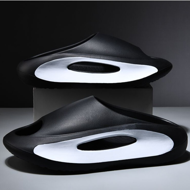 Yeezy Slippers, Eva Breathable Hollow-Out Couple Style Casual Thick-Soled Non-Slip Home Shoes for Daily Casual Wear