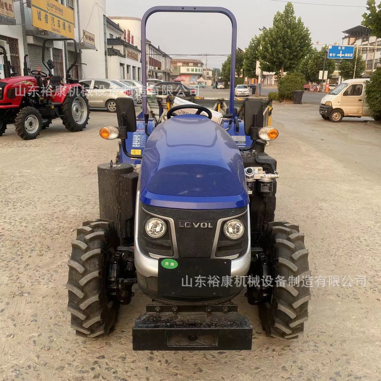 雷沃欧豹704农用大棚王拖拉机强压多路阀四驱旋耕犁地果园拖拉机