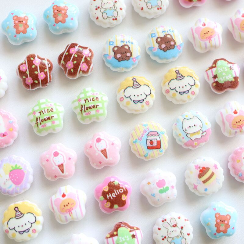 Double-Sided Printed Cartoon Small Bottle Caps, Small Plum Blossom String Beads, DIY Beaded Bracelets, Mobile Phone Chains, Necklaces, Accessories Double-Sided Printed Cartoon Small Bottle Caps, Small Plum Blossom String Beads, DIY Beaded Bracelets, Mobile Phone Chains, Necklaces, Accessories