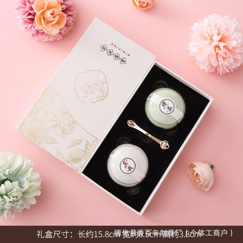 인기상품 : 흰색 선물박스 (맛에 대한 설명)