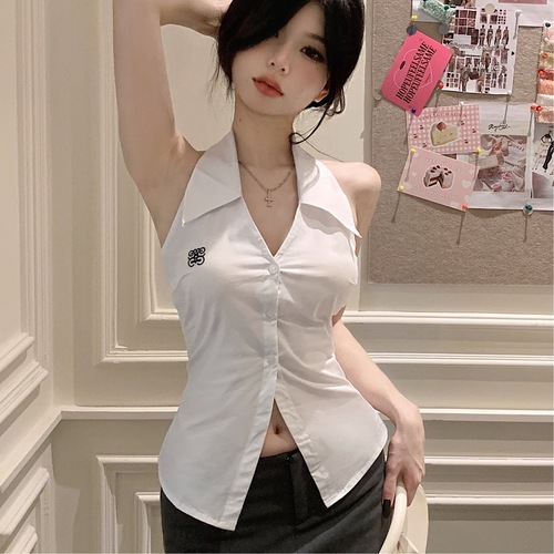 Niche shirt with a edgy, waist-defined, high-end short vest—sleek, sexy, sweet, and uniquely designed—sleeveless top for women this summer.