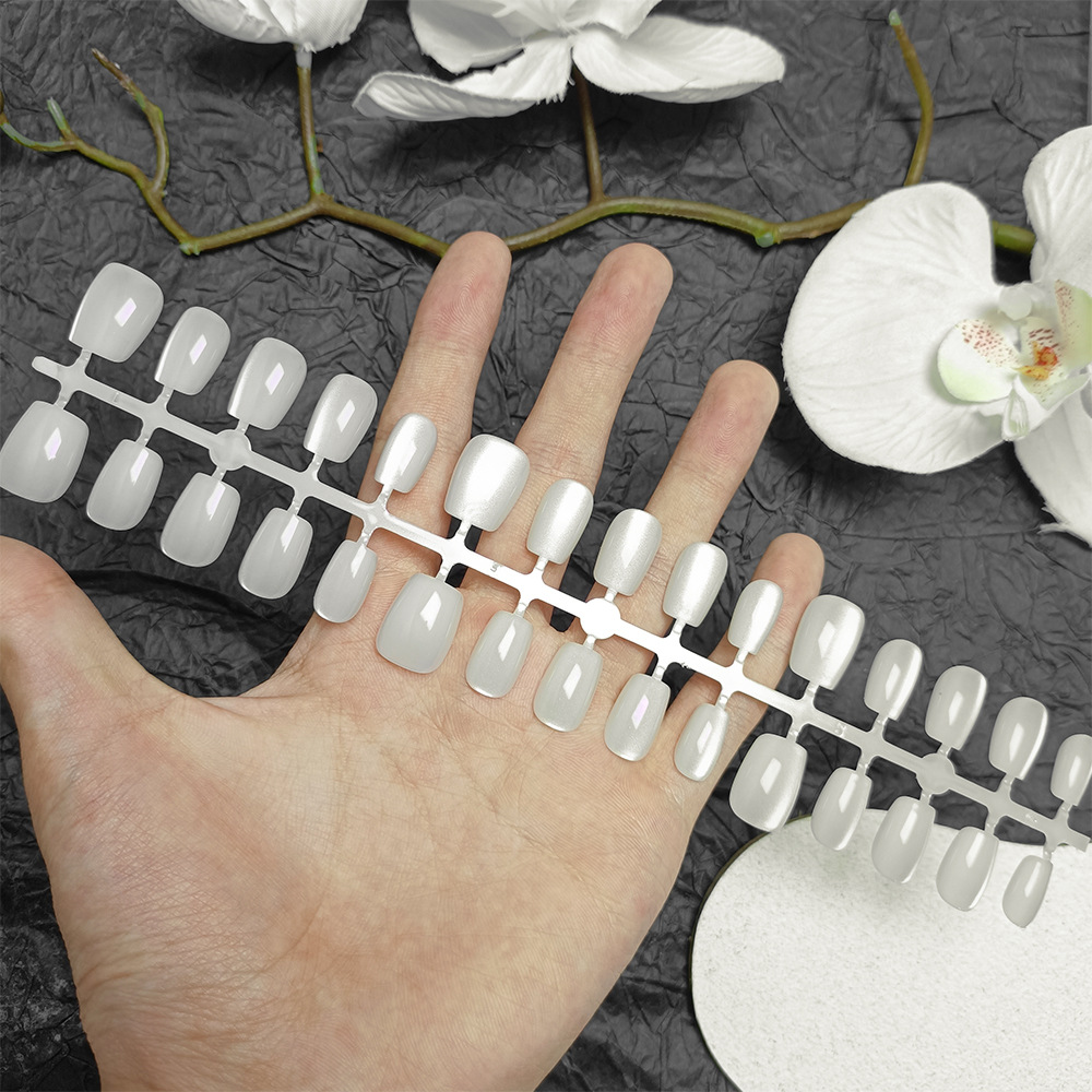 Uñas postizas blancas nacaradas claras, ojos de gato brumosos, uñas cortas, 30 piezas, uñas prefabricadas