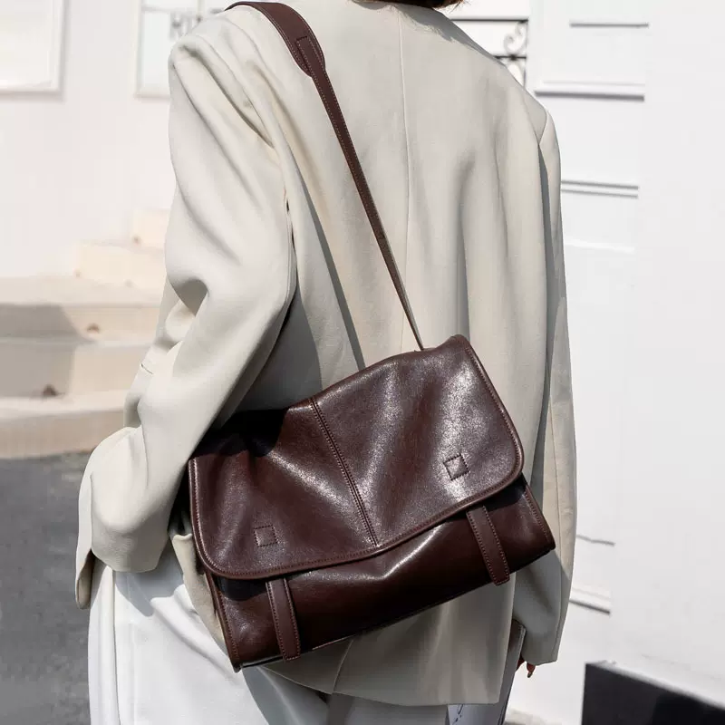 2026新款简约文艺复古邮差包头层植鞣牛皮单肩斜挎包百搭通勤女包