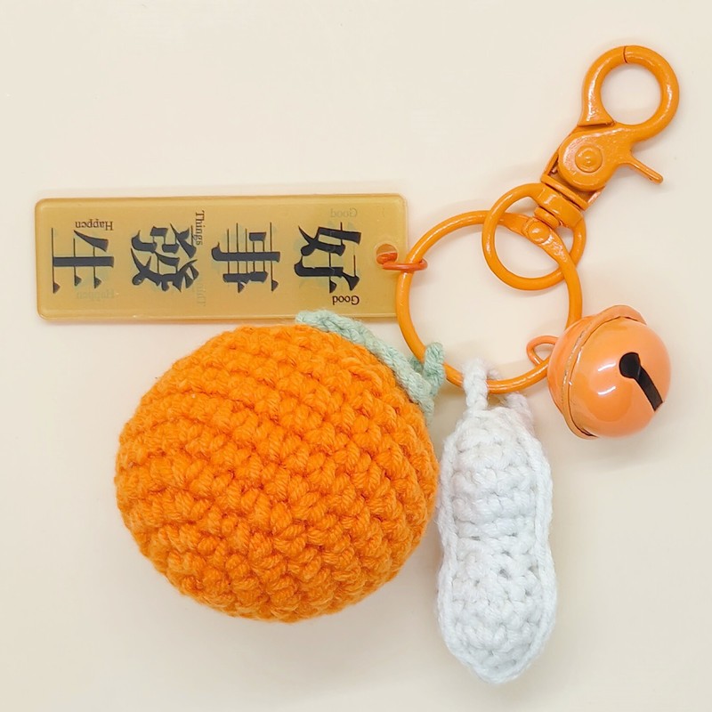 Good things happen keychains hand-knitted car pendants cute peanut pendants bag accessories small gifts wholesale