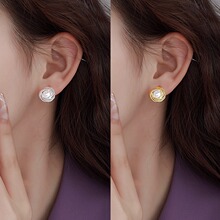 �nϵ�r�Ў׺�������ŮС���OӋ���l�p�@���h�ٴ�߼��ж�����l