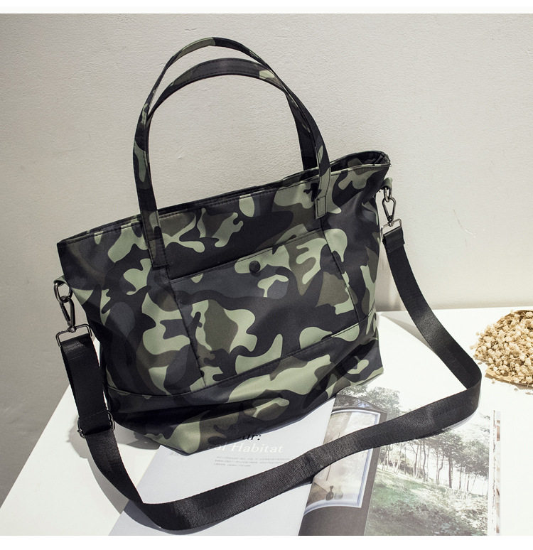 2024 New Korean Edition Trendy Women's Simple Waterproof Cloth Versatile Large Capacity Short Distance Travel Fashion_voghion.com