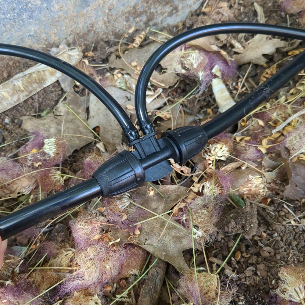 Transfronterizo 4 / 7 boca plana triple riego automático micro spray goteo accesorios de pulverización de riego de jardín accesorios de tubería de agua de PVC