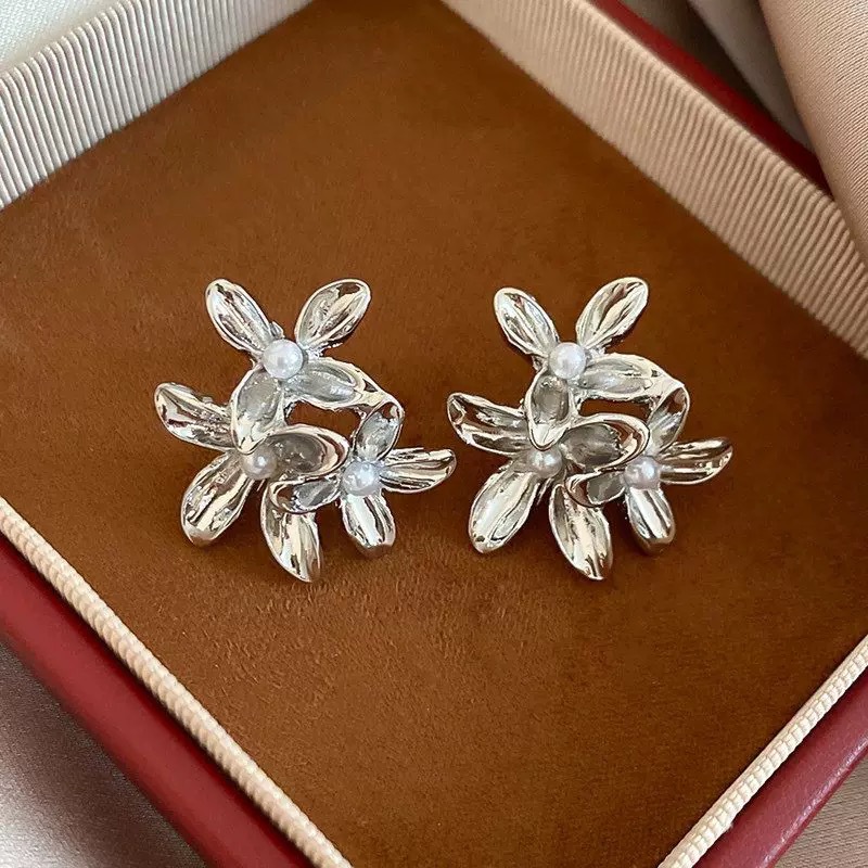114 silver, flowered