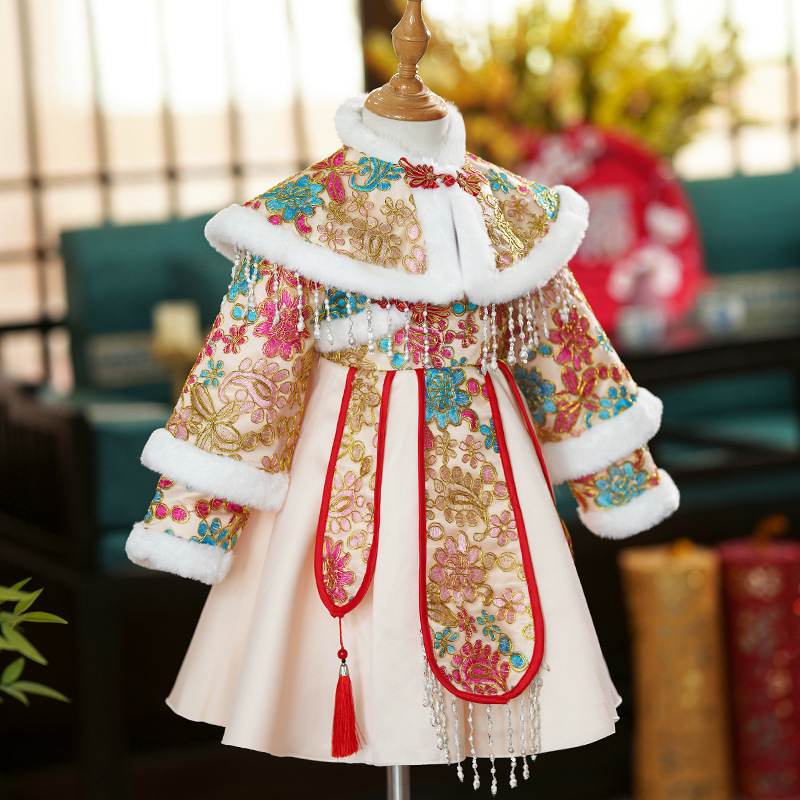 Girls' Ancient Costume New Year's Greetings Autumn and Winter 2024 New Kidsren's Chinese Style Super Fairy Tang Suit Little Girl's Festive Dress