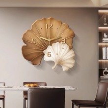 银杏叶钟表挂墙餐厅装饰画简约跨境客厅挂钟创意电视沙发背景墙时