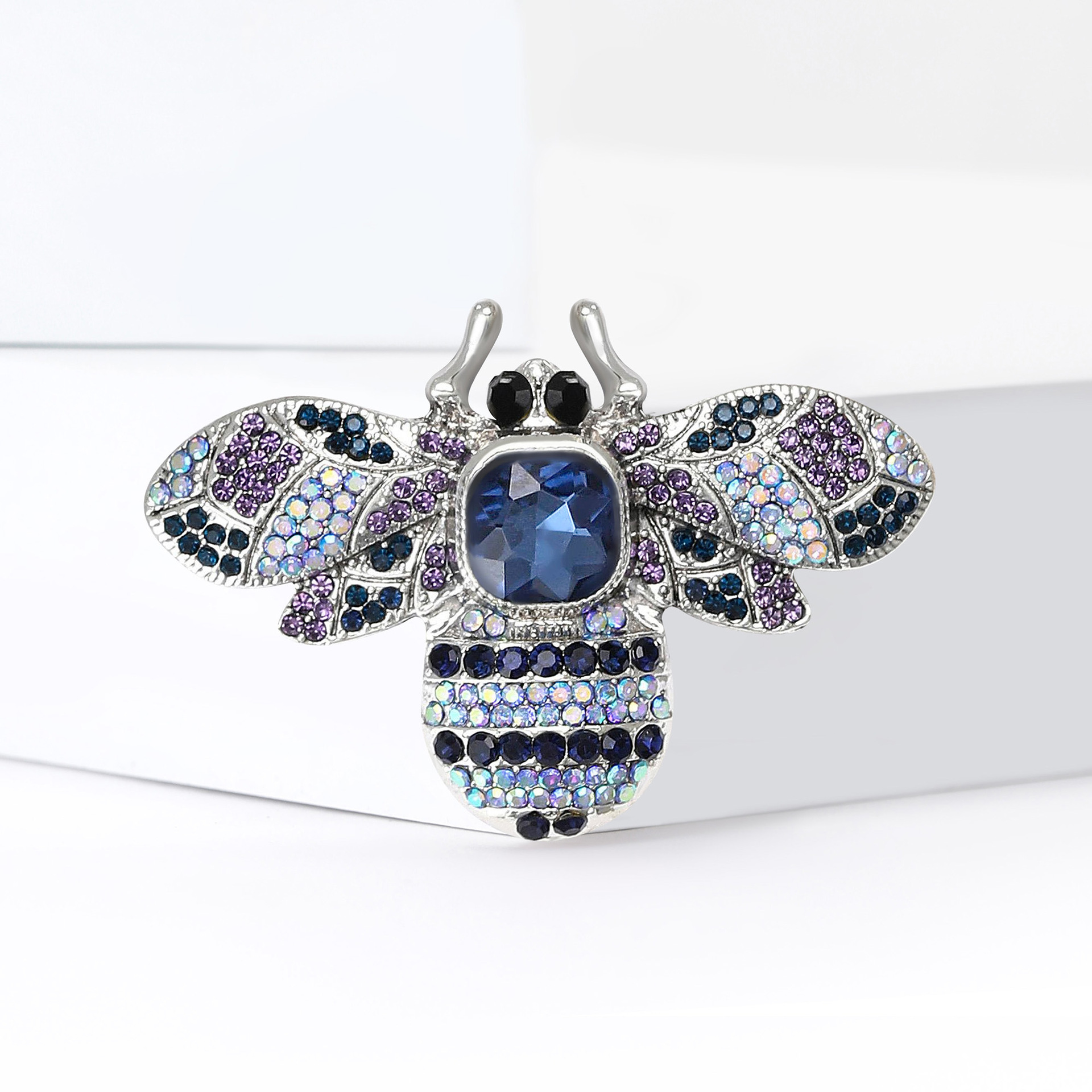 Legering strass bij broche voor dames en heren, unieke speld_voghion.com