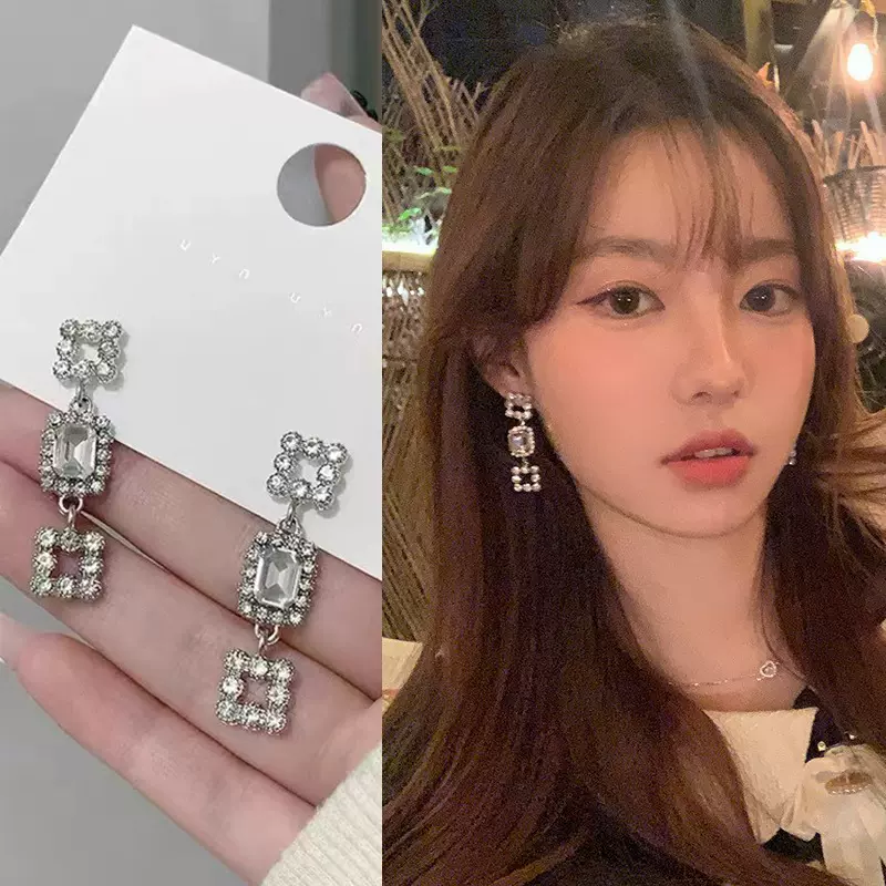 韩国东大门银针小众设计感镶钻流苏耳钉法式复古百搭气质耳饰