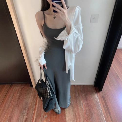 Cross-border French-style spaghetti-strap dress for women, summer new collection—sexy, edgy, chic, and perfect for mature moms—body-hugging, figure-flattering maxi skirt