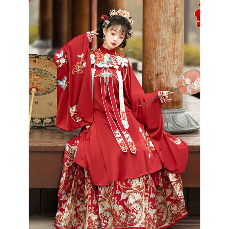 Original Ming-made Wedding Hanfu Women's Toast Embroidered Cloud Shoulder Imitation Makeup Flower Horse-faced Skirt suit Vintage Fine New Year