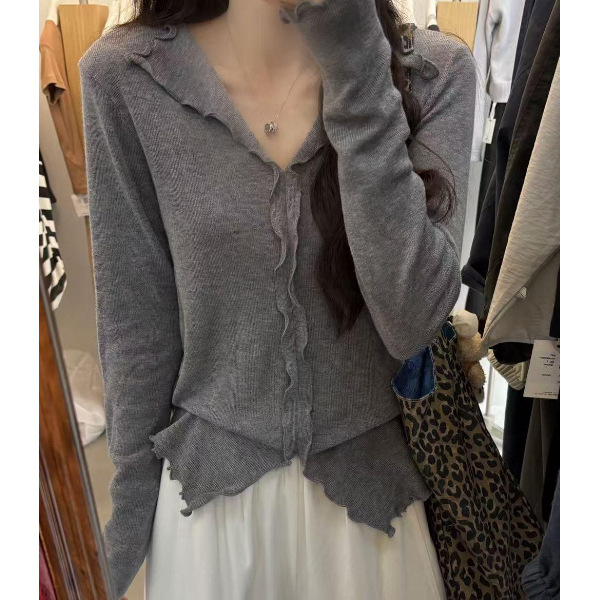灰色V领边长袖针织打底衫女2025早秋季新款修身内搭毛衣上衣百搭|undefined