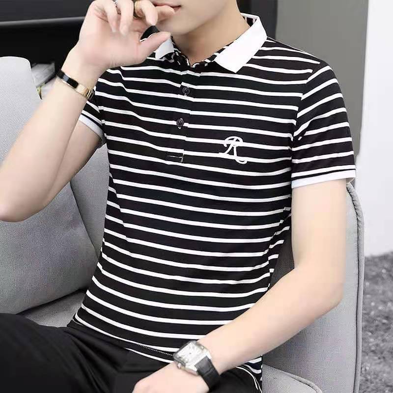 Camiseta de manga corta para hombre de verano Nueva camisa de polo de solapa a rayas Camisa de fondo casual coreana Top juvenil de moda