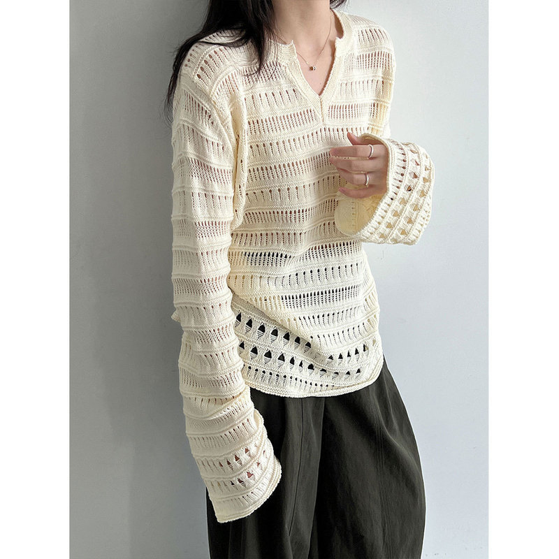 LUXI Hollow Design Bell Sleeve Knit Sweater for Women, 26th Autumn New Korean Style Small V-Neck Loose Sweater ss1046