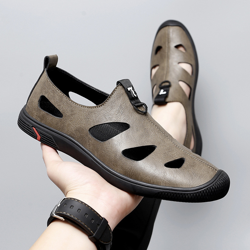 Zapatos de cuero huecos negros para hombres jóvenes ventilados con un pedal sandálias de suela suave negocios británicos zapatos casuales de verano