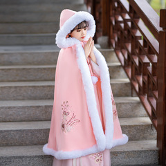Hanfu-style girls' winter warm New Year's dress, children's Chinese-style pink Tang suit, little girl's magical New Year's outfit