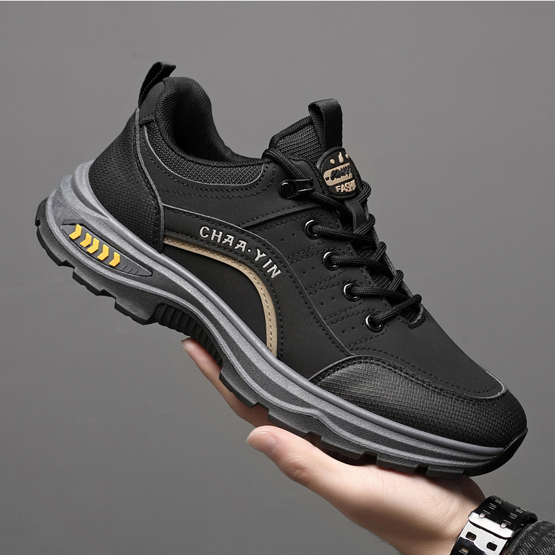 Nuevos zapatos casuales de hombre primavera y verano zapatos deportivos de cuero al aire libre con suela gruesa y cómoda zapatos de montaña de hombre al por mayor transfronterizo