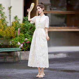 白色蕾丝长裙2024夏季新款高级感气质中式提花刺绣仙气显廋连衣裙