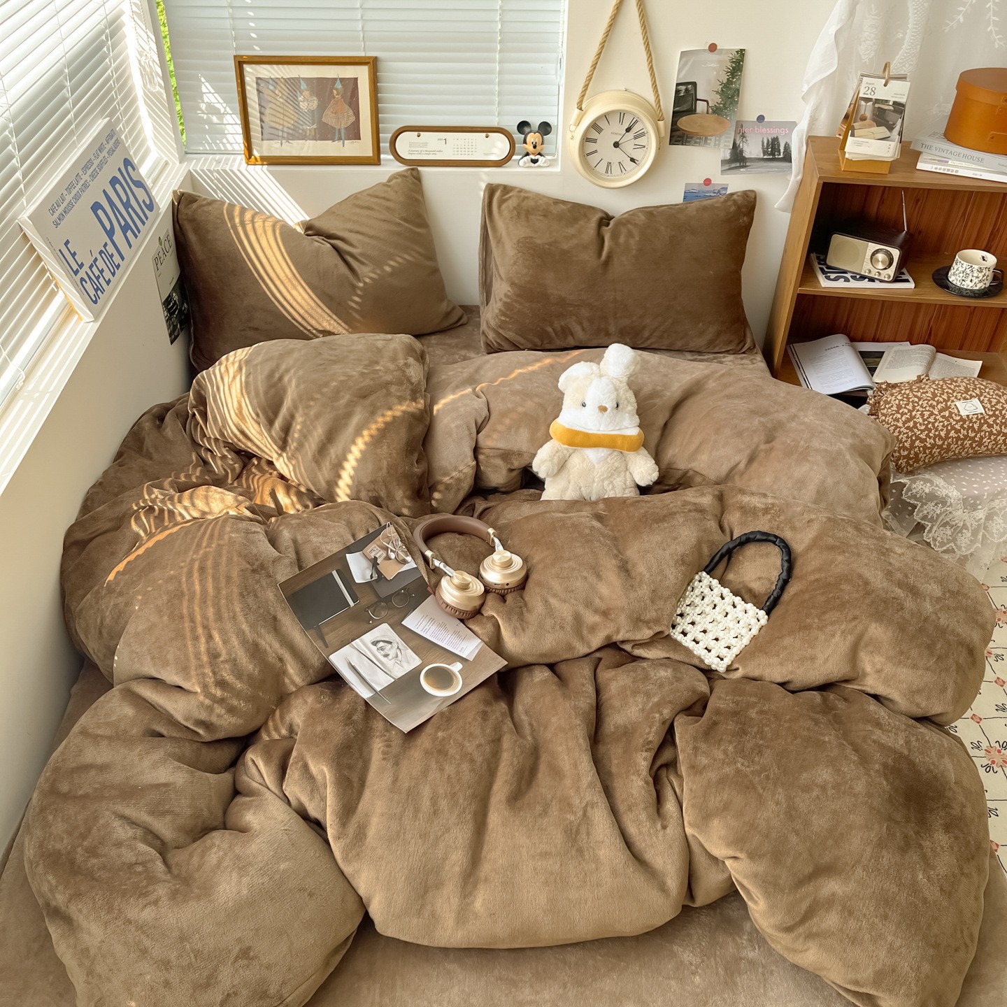 Class a Unprinted Style Thickened Milk Velvet Four-Piece Bedding Set, Including Bed Sheet, Duvet Cover, Fitted Sheet, Student Dormitory Three-Piece Bedding Set 4